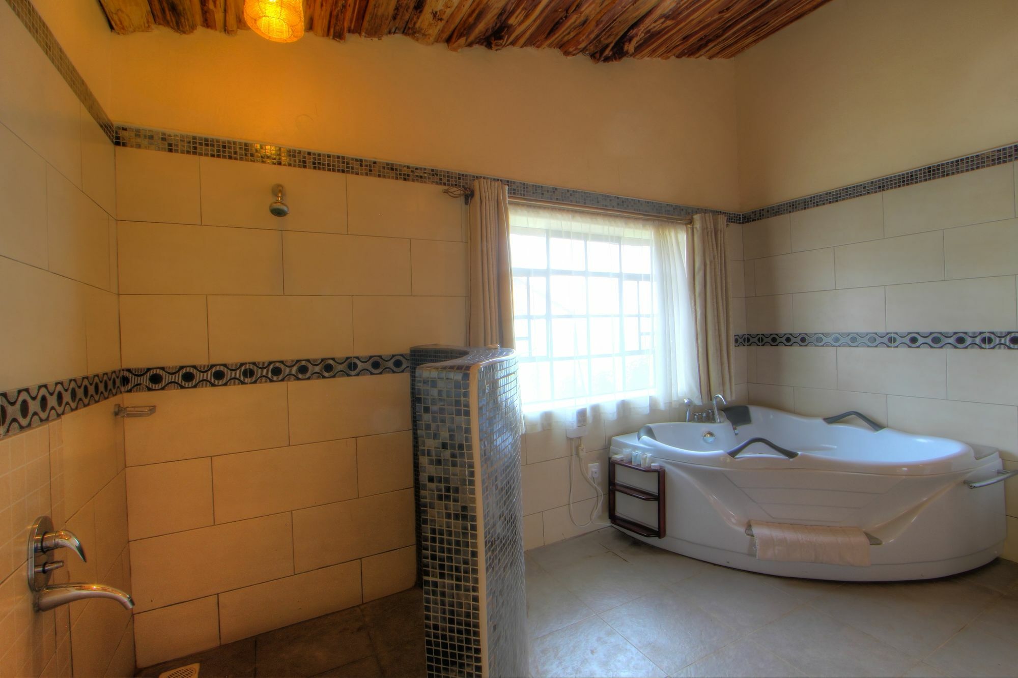 Naivasha Kongoni Lodge - Lakefront Getaway Экстерьер фото
